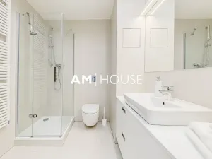 Pronájem bytu 2+kk, Praha - Strašnice, Zvěřinova, 50 m2