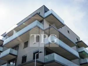 Prodej bytu 3+kk, Praha - Prosek, Návarovská, 83 m2
