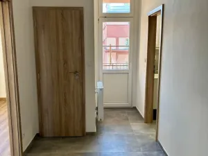 Pronájem bytu 2+kk, Praha - Holešovice, U průhonu, 52 m2