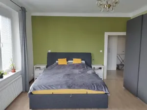 Pronájem bytu 2+1, Praha - Vinohrady, Nad olšinami, 62 m2