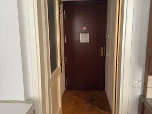 Pronájem bytu 1+kk, Praha - Žižkov, Orebitská, 26 m2