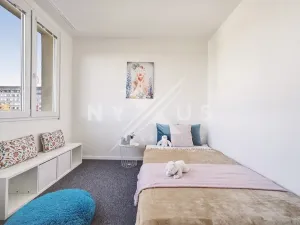 Prodej bytu 3+1, Praha - Prosek, Veltruská, 61 m2