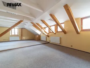 Prodej kanceláře, Šumperk, nám. Míru, 200 m2