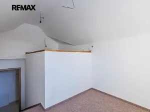 Prodej bytu 3+kk, Svoboda nad Úpou, Nádražní, 65 m2