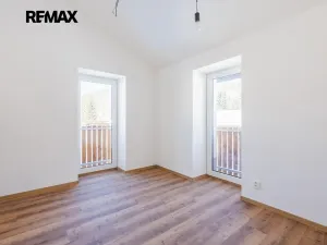 Prodej bytu 3+kk, Svoboda nad Úpou, Nádražní, 65 m2