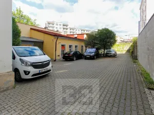 Pronájem garážového stání, Praha - Nusle, Vladimírova, 15 m2