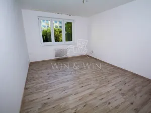 Pronájem bytu 2+kk, Praha - Vršovice, Sámova, 47 m2