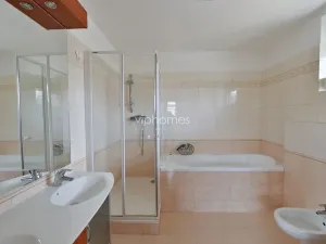 Pronájem rodinného domu, Praha - Nebušice, 360 m2