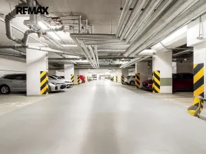 Pronájem bytu 2+kk, Praha - Vysočany, Sousedíkova, 55 m2