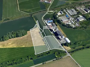 Prodej podílu pole, Kojetín, 114 m2