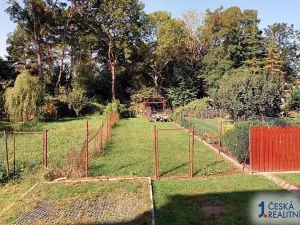 Prodej zahrady, Hřebeč, 215 m2