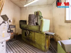 Prodej výrobních prostor, Bedihošť, Komenského, 180 m2