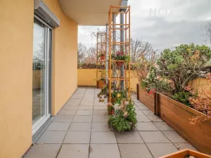 Prodej bytu 3+kk, České Budějovice, Suchovrbenské nám., 84 m2