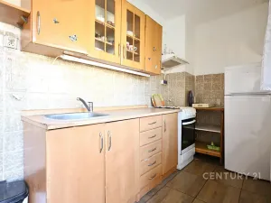 Prodej chalupy, Jesenice, 88 m2