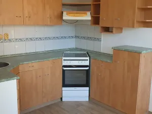 Prodej bytu 3+1, Teplice, Hlávkova, 54 m2