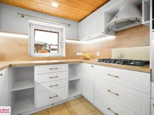 Prodej rodinného domu, Kolešov, 198 m2