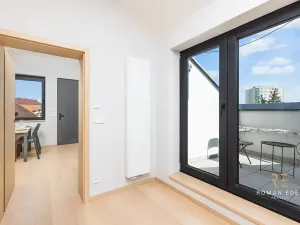 Prodej vícegeneračního domu, Praha - Záběhlice, Střemchová, 348 m2