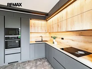 Prodej vily, Jindřichův Hradec, Spojovací, 183 m2