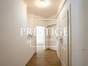 Pronájem bytu 3+kk, Praha - Žižkov, Biskupcova, 58 m2