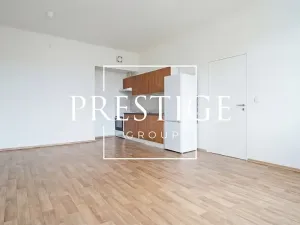 Pronájem bytu 2+kk, Praha - Holešovice, Veletržní, 45 m2
