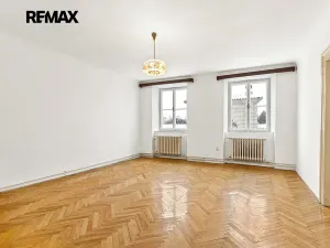 Prodej bytu 4+1, Praha - Malá Strana, Valdštejnská, 117 m2