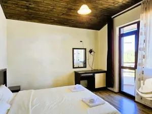 Prodej rodinného domu, Karnobat, Bulharsko, 206 m2