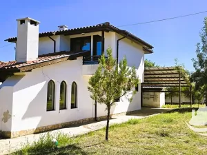 Prodej rodinného domu, Karnobat, Bulharsko, 206 m2