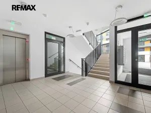 Prodej bytu 2+kk, Praha - Hlubočepy, Devonská, 64 m2