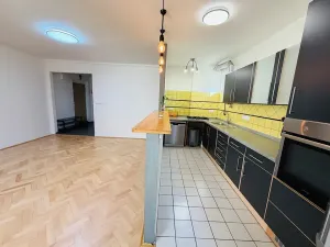 Pronájem bytu 3+kk, Praha - Braník, Žalmanova, 65 m2
