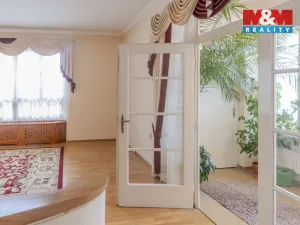 Prodej rodinného domu, Uherské Hradiště, U Stadionu, 300 m2