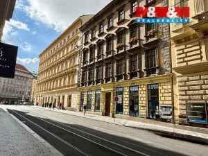 Prodej bytu 3+1, Praha - Nové Město, Dlážděná, 145 m2