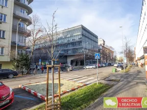 Prodej bytu 2+kk, Praha, U Uranie, 36 m2