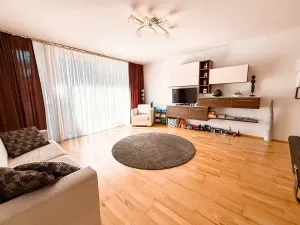 Pronájem bytu 1+kk, Praha - Žižkov, Ke kapslovně, 53 m2
