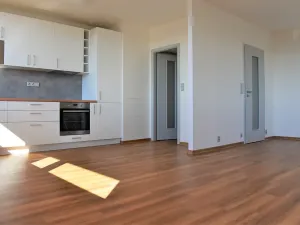 Pronájem bytu 3+kk, Praha - Hostivař, Kozmíkova, 67 m2