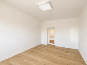 Pronájem bytu 1+1, Praha - Strašnice, Černokostelecká, 32 m2