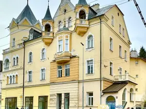 Pronájem bytu 2+kk, Mariánské Lázně, Hlavní třída, 50 m2