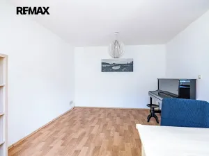 Pronájem bytu 4+kk, Praha - Libeň, Na hájku, 75 m2
