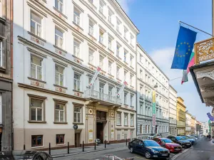 Pronájem kanceláře, Praha - Nové Město, Krakovská, 115 m2