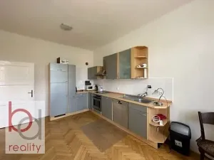 Prodej činžovního domu, České Budějovice, Na Nábřeží, 240 m2