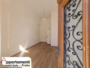 Pronájem obchodního prostoru, Praha - Holešovice, Dukelských hrdinů, 18 m2