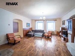 Prodej rodinného domu, Kutná Hora, Jungmannovo náměstí, 200 m2