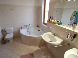 Pronájem bytu 2+kk, Praha - Břevnov, Šlikova, 75 m2