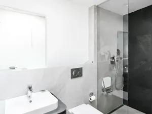 Prodej atypického bytu, Praha, Valentinská, 108 m2