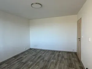 Pronájem bytu 1+kk, Kladno, Plzeňská, 27 m2