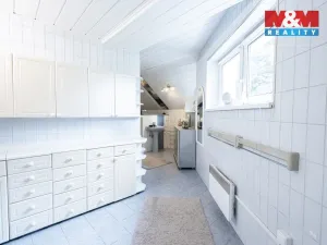 Prodej rodinného domu, Loučim, 300 m2