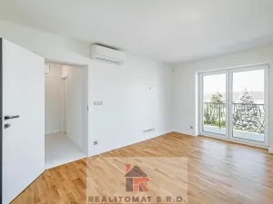 Pronájem rodinného domu, Praha - Komořany, Pod lesem, 127 m2