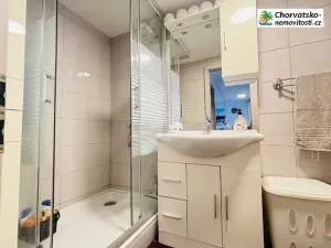 Prodej vícegeneračního domu, Kolan, Chorvatsko, 100 m2