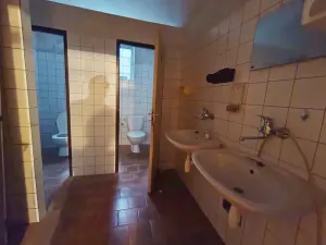 Pronájem obchodního prostoru, Hradec Králové, Mostecká, 296 m2