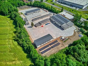 Pronájem skladu, Ostrov, 130 m2