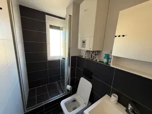 Pronájem bytu 2+kk, Praha - Holešovice, U městských domů, 43 m2